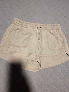 Express Light Beige Women's Drawstring Athletic Shorts